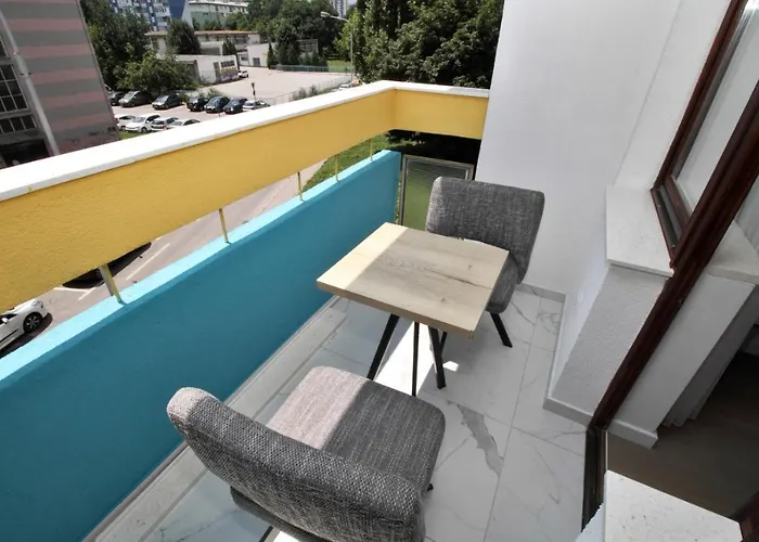 Ambijent Free Public Parking